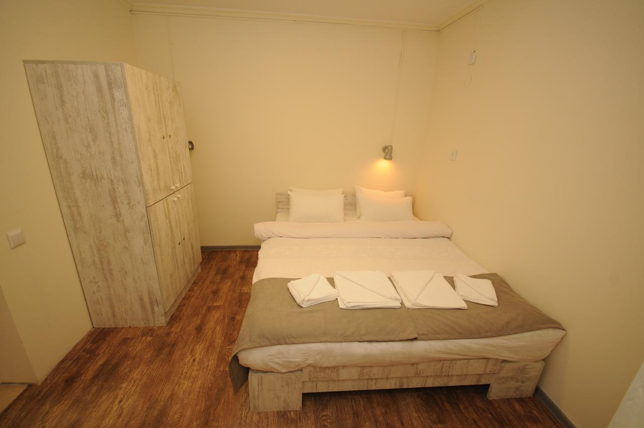 Bon Voyage Hostel Tbilisi Exterior photo